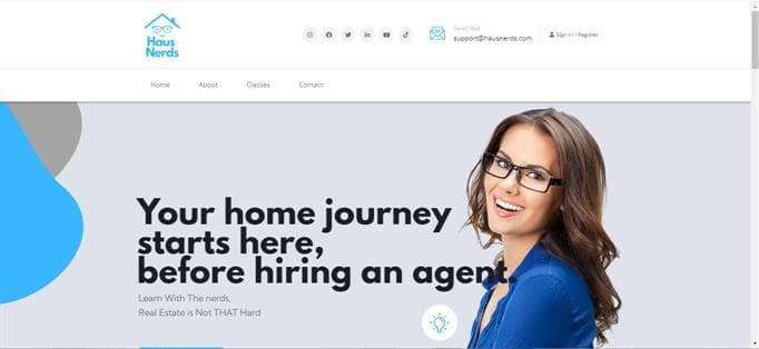Customize a customizable template which includes Valid HTML5 / CSS3